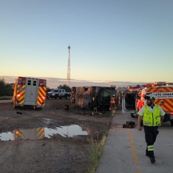Arrestan a choferes de Tufesa que huyeron tras accidente en Sonora