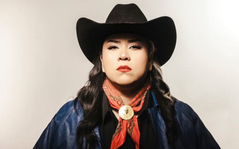 Vivir Quintana, sin miedo a alzar la voz por las que no pueden