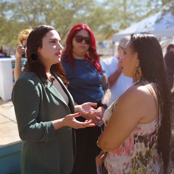 Temen por la vida de Yari: decae la salud de la residente detenida por ICE