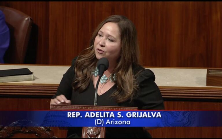 Adelita Grijalva asume su cargo en el Congreso: la primera latina de Arizona