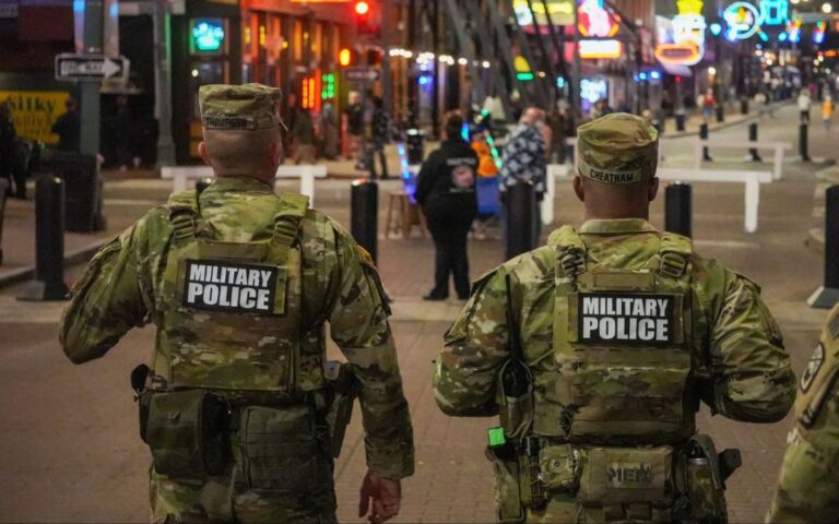 Dos soldados de la Guardia Nacional son atacados a balazos en Washington