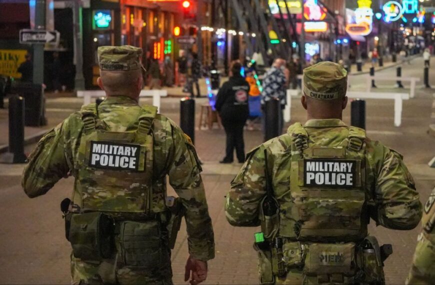 Dos soldados de la Guardia Nacional son atacados a balazos en Washington