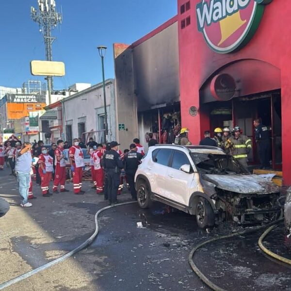 Incendio en Waldo’s de Hermosillo cobra la vida de 23 personas