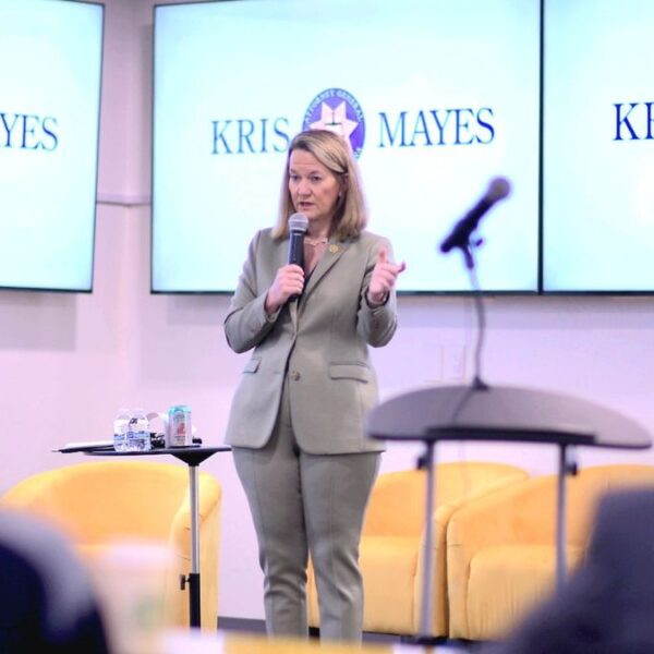 Fiscal Mayes apoya ayuda financiera a empresarios afectados por aranceles