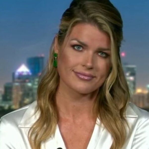 Juez invalida nombramiento de fiscal de NY Lindsay Halligan