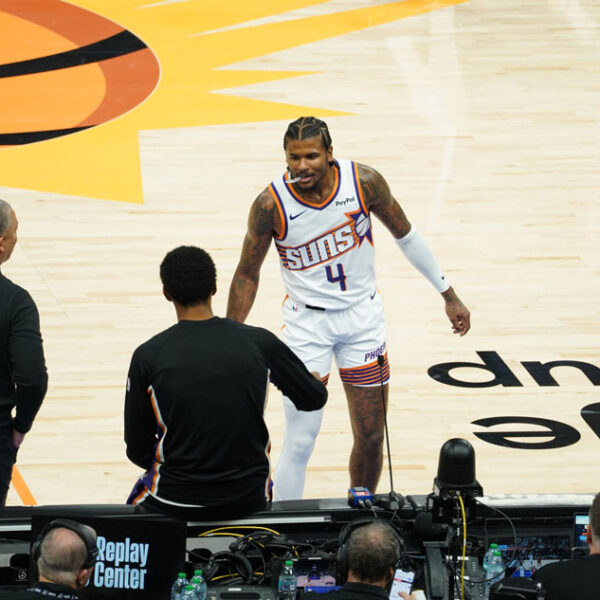 Los Phoenix Suns ganan y pierden a la vez