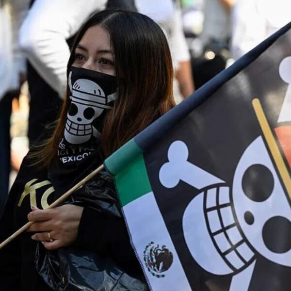 ‘Generación Z’ marcha en México: disturbios y gas lacrimógeno