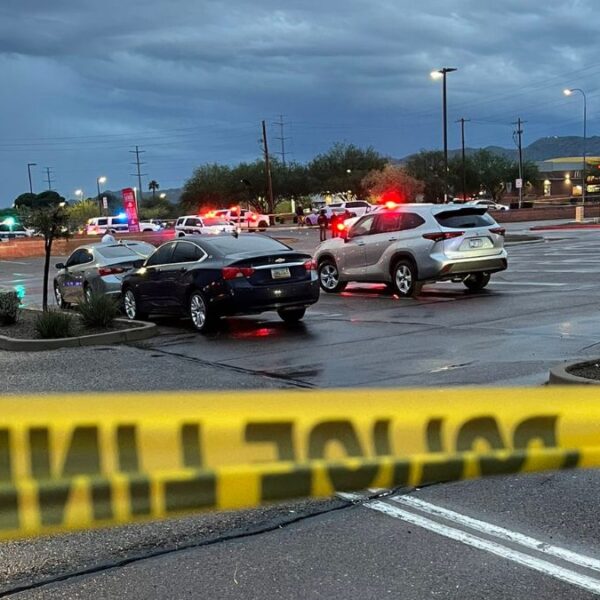 Fin de semana rojo en Phoenix: muere a balazos niña de 8 años