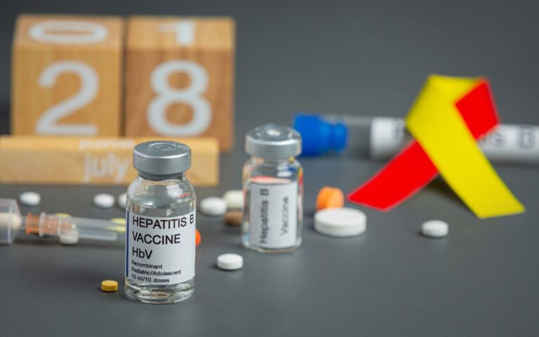 Frenan vacuna contra Hepatitis B: no la aplicarán al nacer