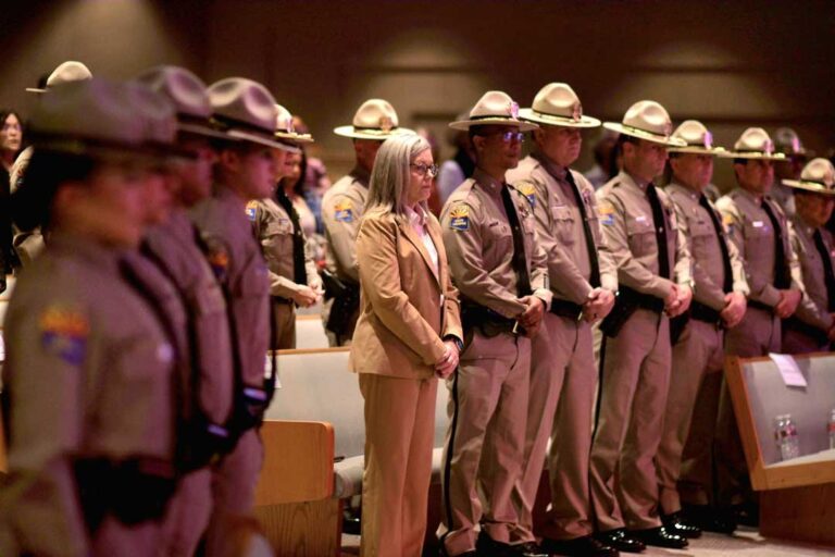 Se gradúan 33 nuevos troopers: reforzarán la seguridad de Arizona