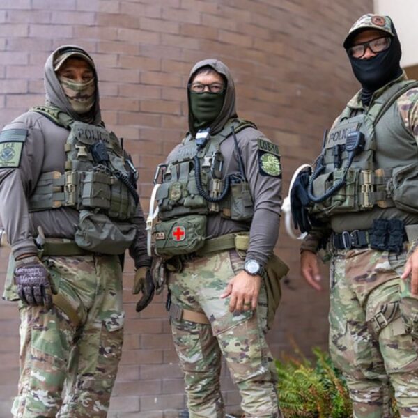 ICE advierte de más operativos en Arizona y cero tolerancia a protestas