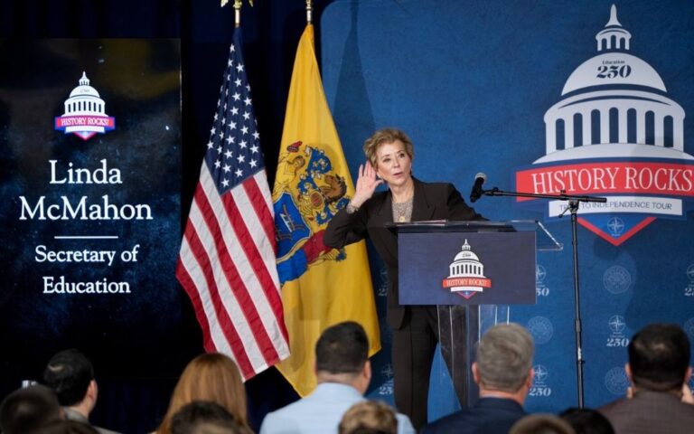 Desmantelamiento del Departamento de Educación sería ilegal