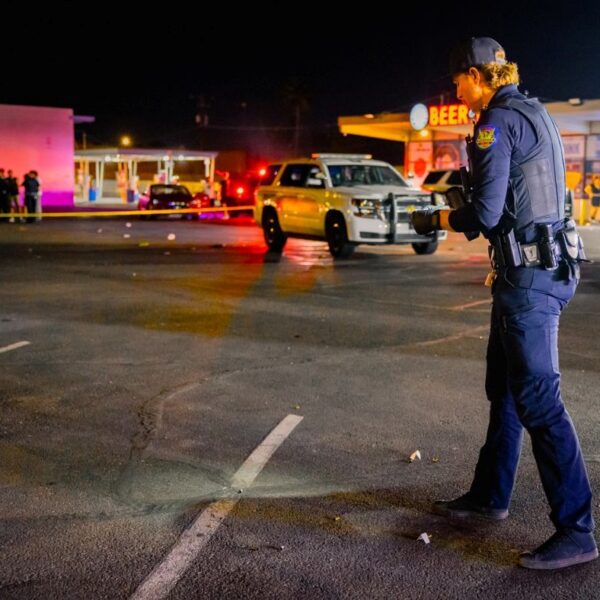 Discusión callejera termina en tiroteo al oeste de Phoenix