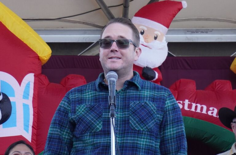 TikTok no es la realidad: abogado de migración llama a perder el miedo