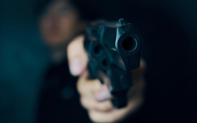 Tragedia: Adolescente de 15 años mata a la familia de su exnovia