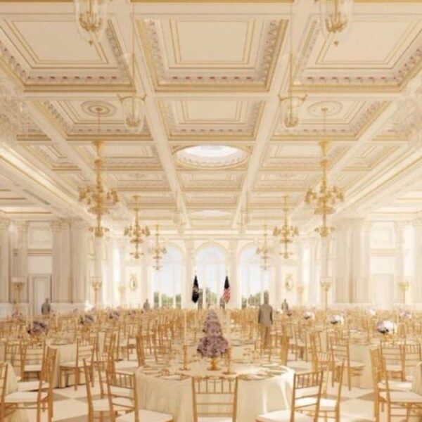 Demandan a Trump por nuevo salón de baile en la Casa Blanca