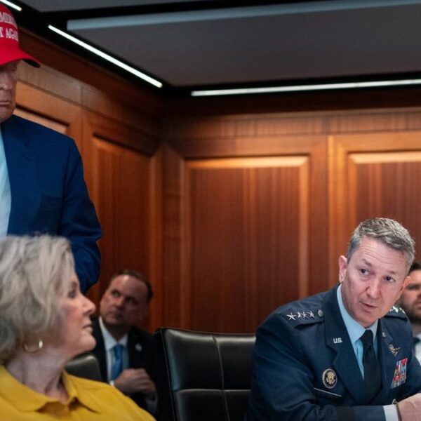 Susie Wiles, jefa de Gabinete, expone grietas en la Casa Blanca