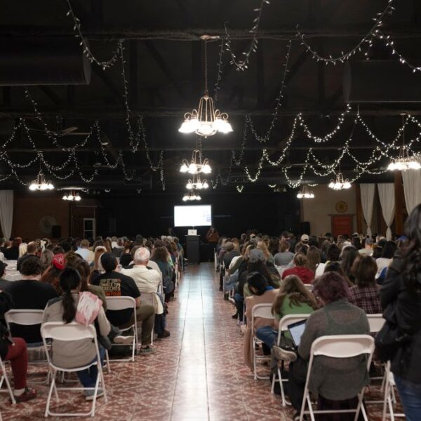 Se blindan contra ICE: Entrenan a voluntarios en Arizona