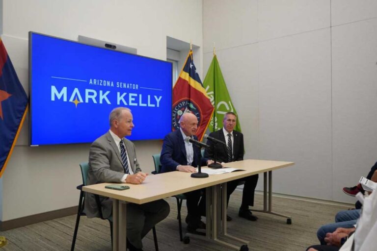 Exponen el alto costo de la salud en Arizona