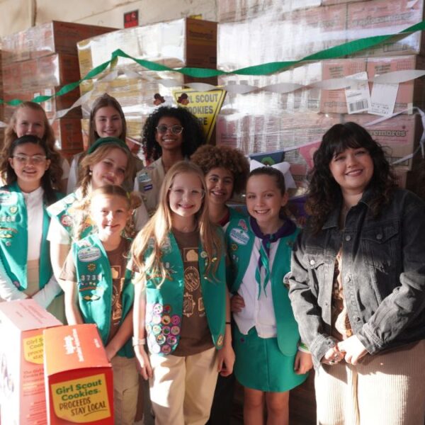 ¡Llegaron las galletas! Girl Scouts se despliegan en Arizona 