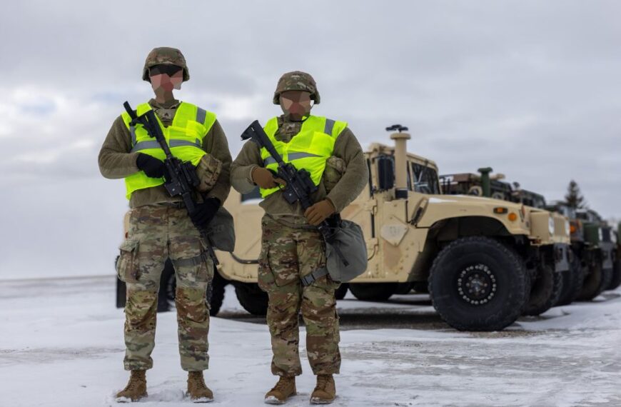 Guardia Nacional de Minnesota, lista para desplegarse en las calles