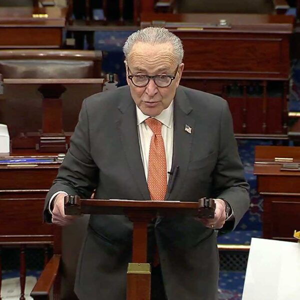 Se acerca otro cierre de gobierno por asesinatos de ICE