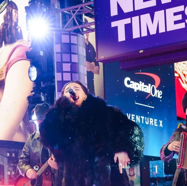 Xavi culmina un año de dominio musical