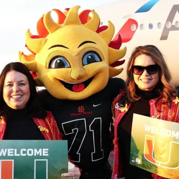 Todo listo para el Fiesta Bowl: Ole Miss vs Miami