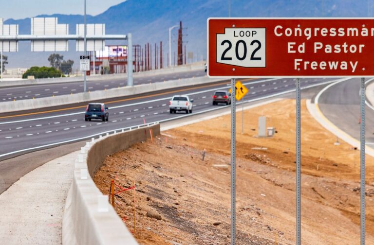 Intentan mejorar la vialidad en el Valle con proyectos para aliviar la congestión