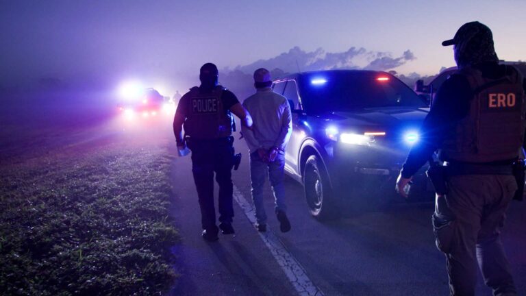 Trump amenaza con Ley de Insurrección en Minneapolis