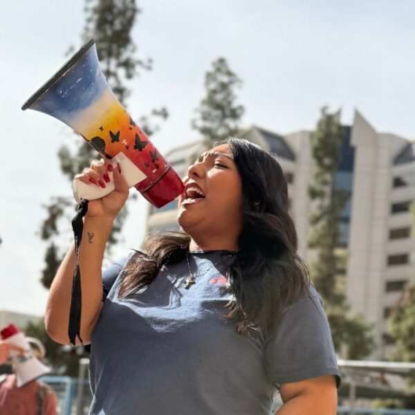 Organizaciones exigen a Kate Gallego protección a inmigrantes