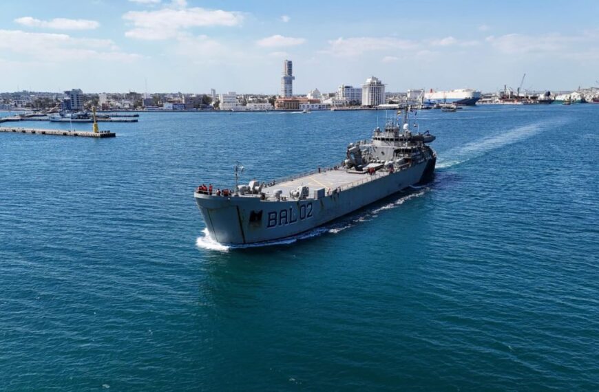 México envía ayuda humanitaria a Cuba, pese a presión de EU