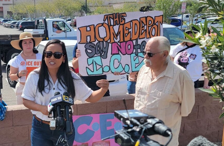 ICE vigila Home Depot: Denuncian rastreo de placas y celulares