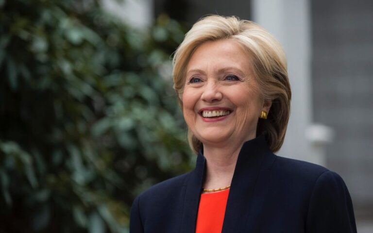 Hillary Clinton acusa a Trump de encubrimiento en caso Epstein