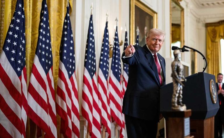 Boicot demócrata a primer informe de Trump