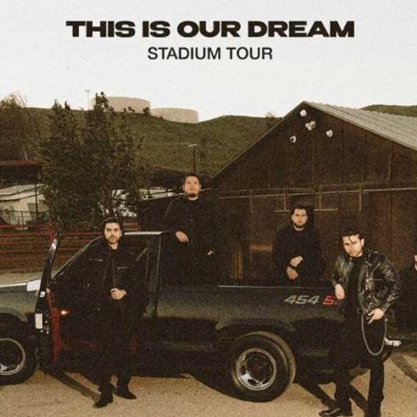 Fuerza Regida hace gira de estadios