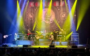 Los legendarios Kansas encabezarán el Ostrich Festival 2026