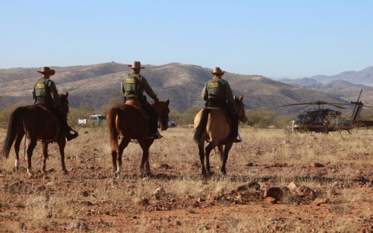 ‘Ya no podía caminar’: pollero abandona a inmigrante en el desierto