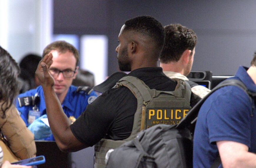 Agentes de ICE en aeropuertos: ‘innecesario y contraproducente’