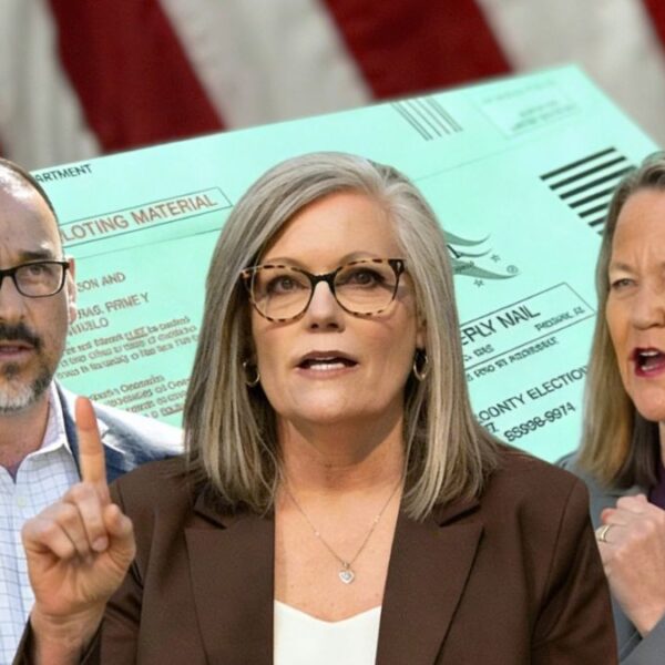 ‘Ataque a la democracia’: Hobbs rechaza Ley SAVE en Arizona