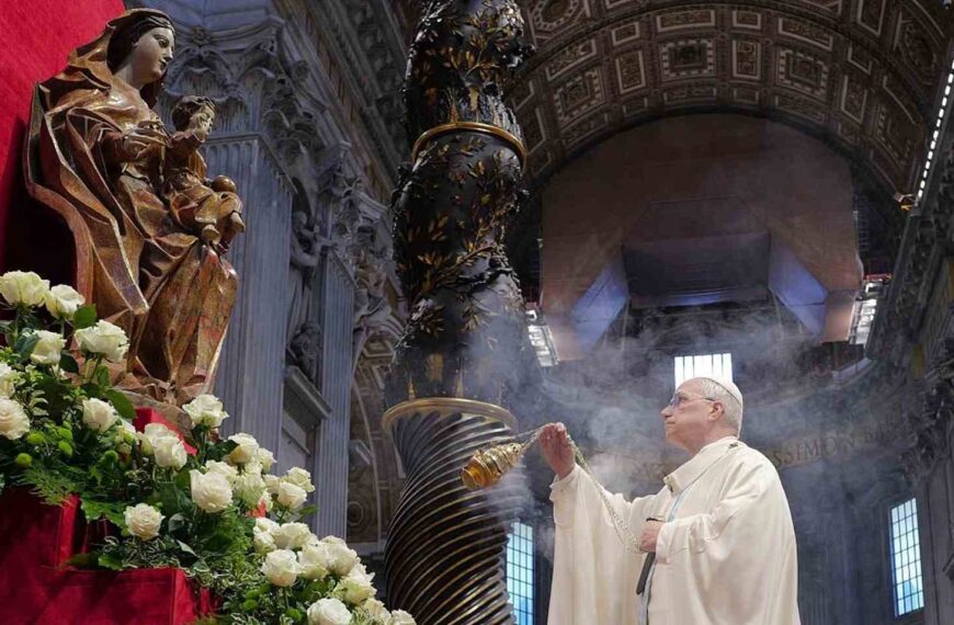 Papa León XIV expone hipocresía en guerra