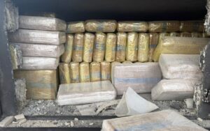 Golpe al narcotráfico en Caborca: decomisan 100 kg de metanfetamina