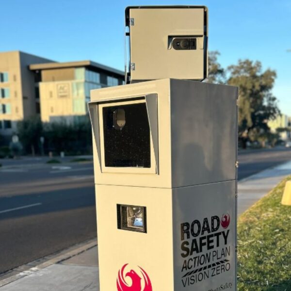 Fotomultas en Phoenix: empiezan a emitir sanciones reales