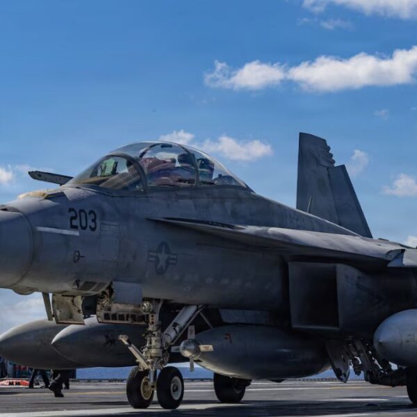 FBI advierte a California por posible ataque con drones de Irán