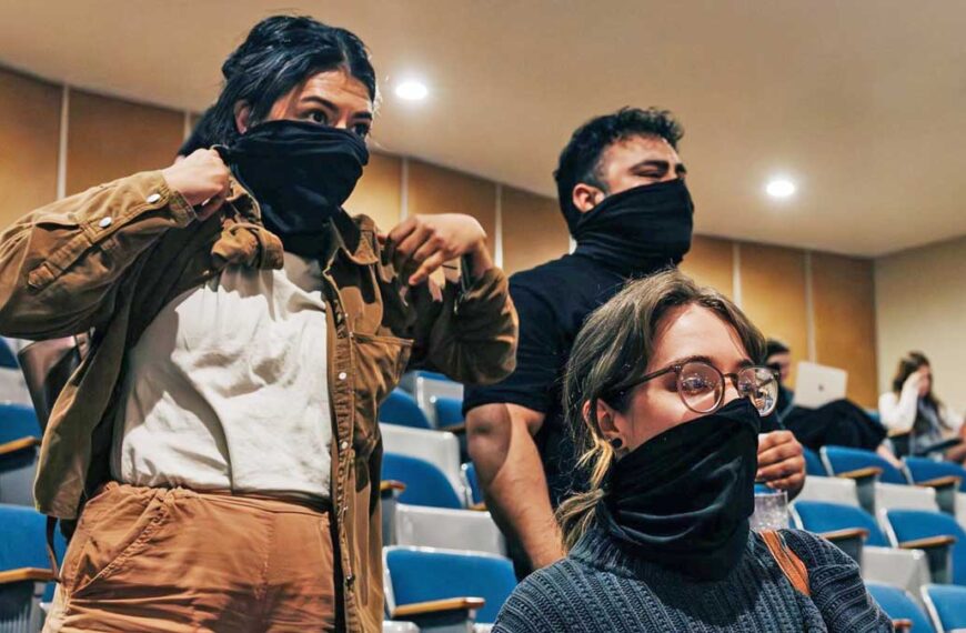 Castigo a criminales que usen máscara, pero no al ICE