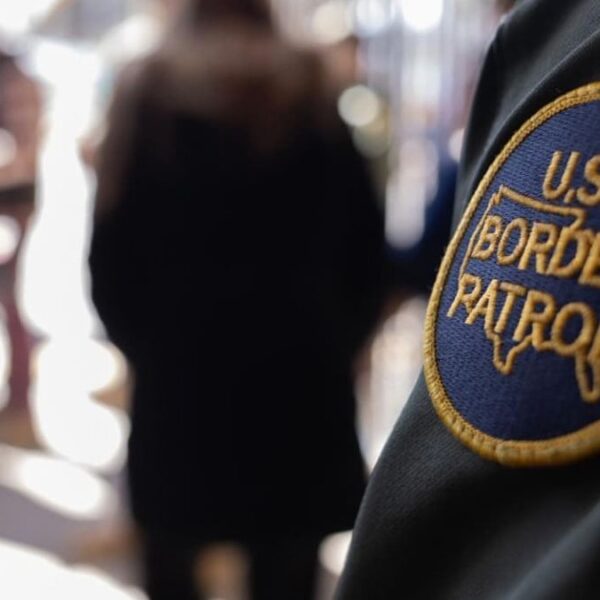 Operativos migratorios en Arizona dejan a 331 detenidos