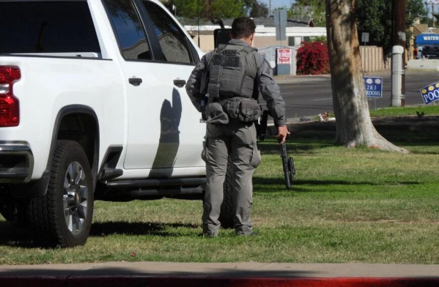 Abaten a sujeto tras toma de rehenes en el oeste de Phoenix