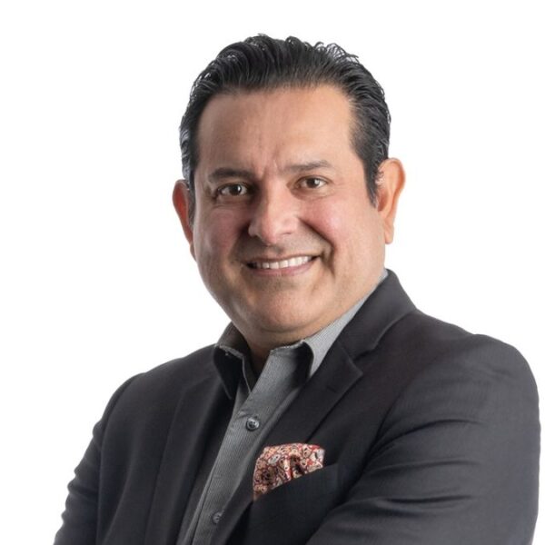 Emprendedores y votantes latinos: El motor de Arizona