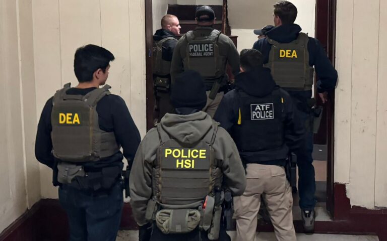 Acusan a sonorense por emboscada a agentes de la DEA en AZ