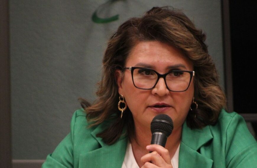 JoAnna Mendoza gana fuerza en campaña contra Ciscomani